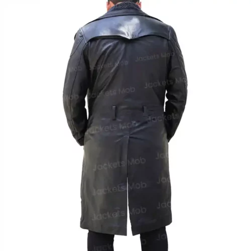 blade-runner-2049-k-black-coat