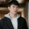 hyun-bin-crash-landing-on-you-black-coat