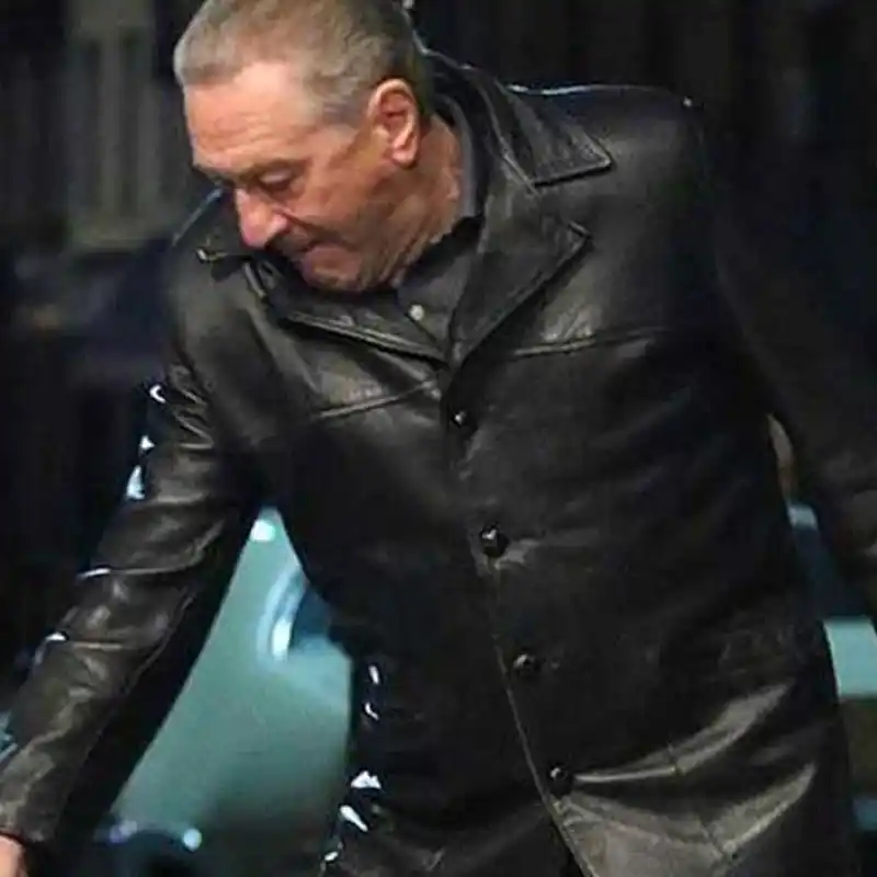 robert-de-niro-the-irishman-leather-jacket