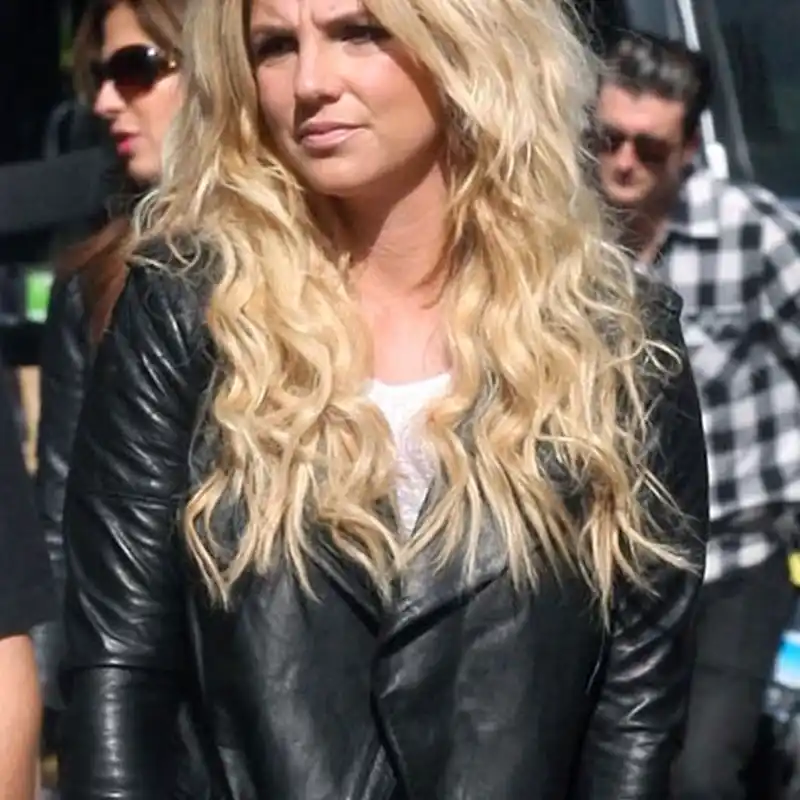 britney-spears-leather-jacket