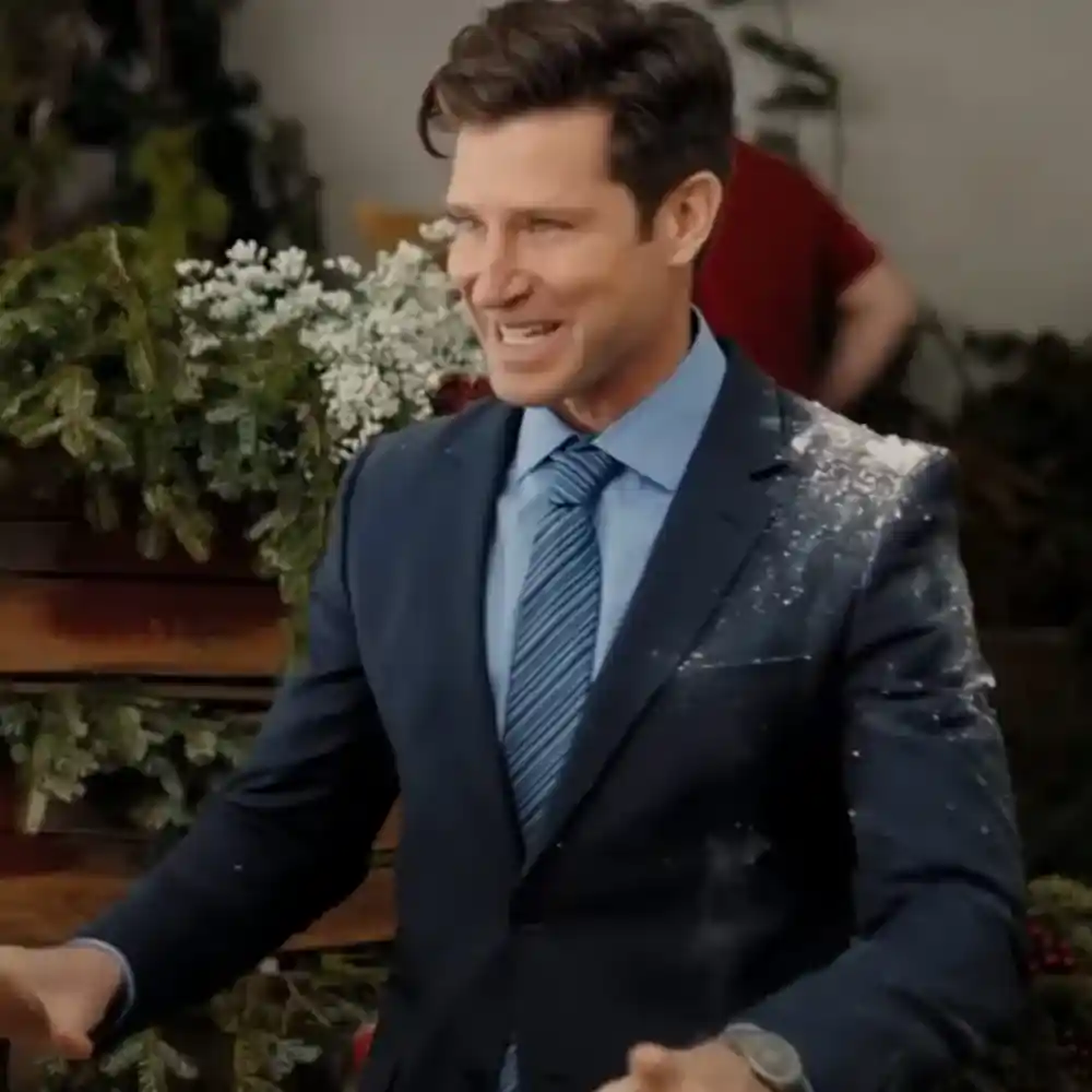 tv-movie-christmas-in-washington-magnus-suiting-blazer