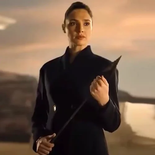 justice-league-diana-prince-black-coat